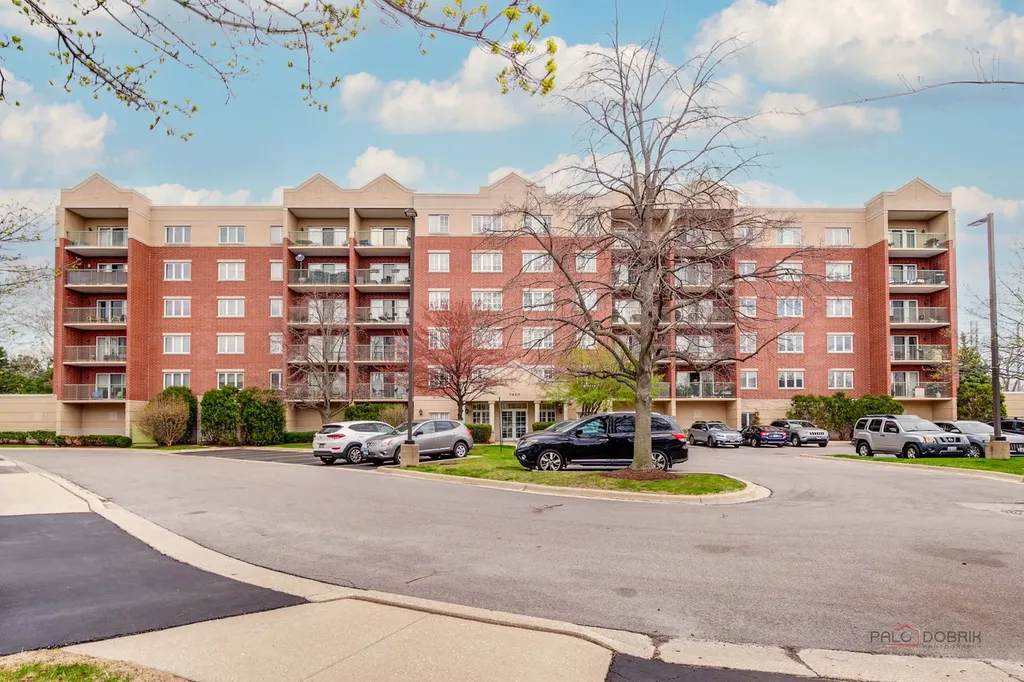 7450 Lincoln Avenue Skokie IL 60076