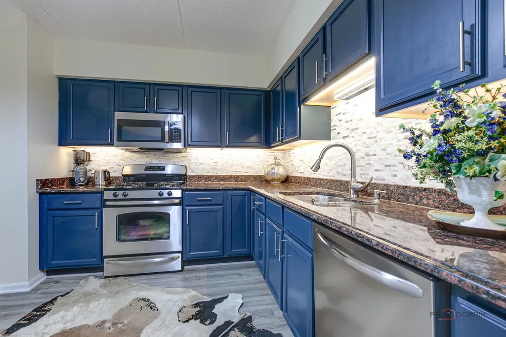 7450 Lincoln Avenue Skokie IL 60076
