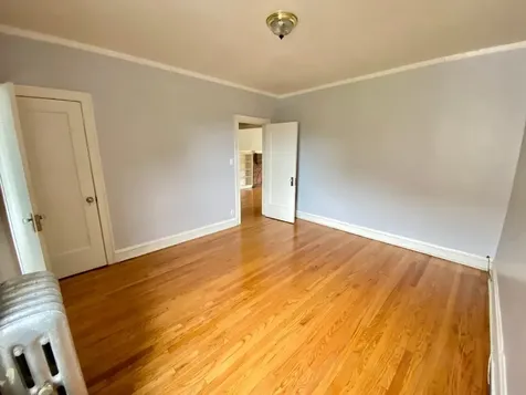 7931 South Manistee Avenue Chicago IL 60617