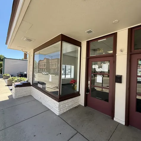 116 Calhoun Street E Woodstock IL 60098
