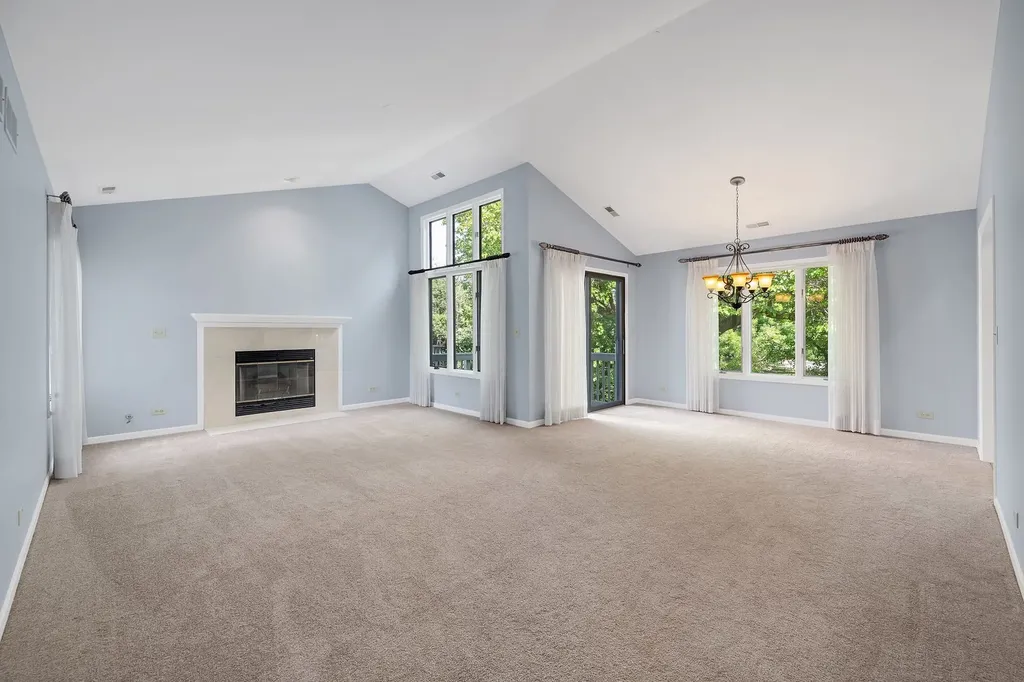1128 Bristlecone Court Darien IL 60561