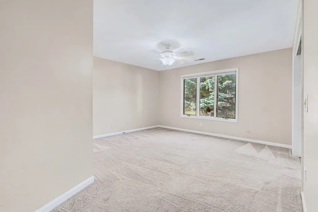 1128 Bristlecone Court Darien IL 60561