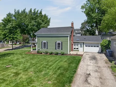 416 South 5th Avenue St. Charles IL 60174