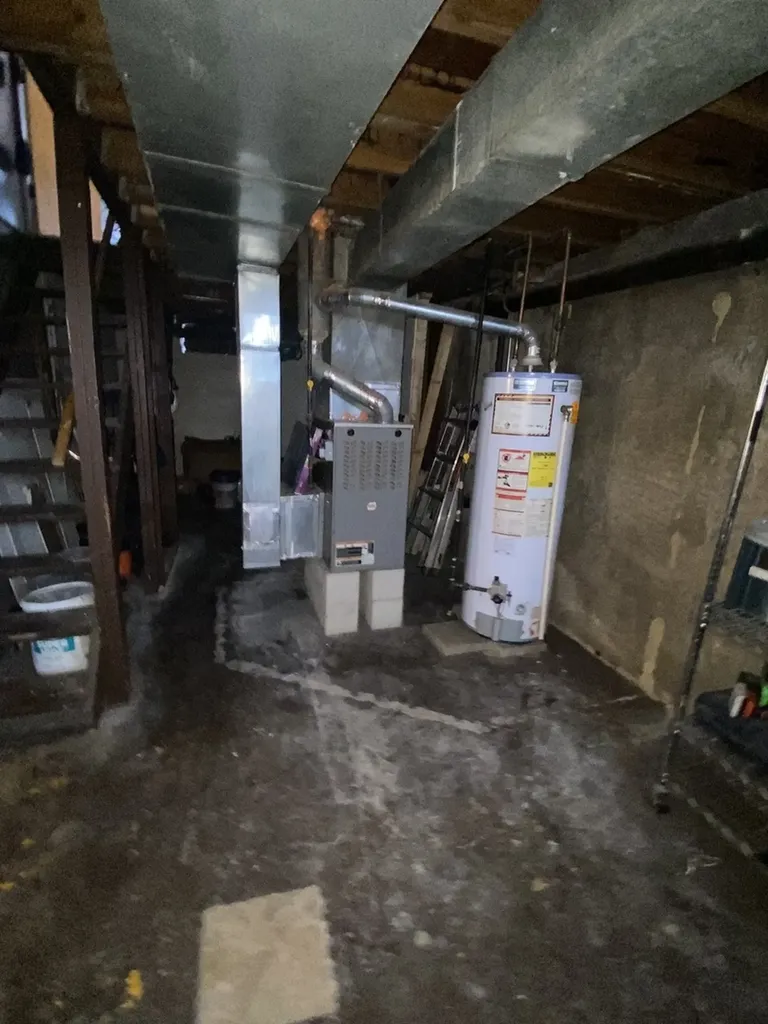 547 West 69th Street Chicago IL 60621