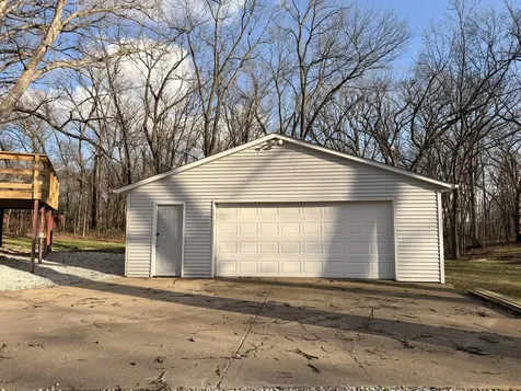 2 Acapulco Drive Putnam IL 61560