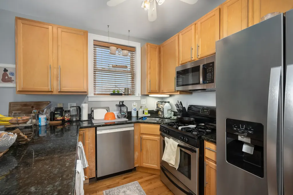 1710 North Whipple Street Chicago IL 60647