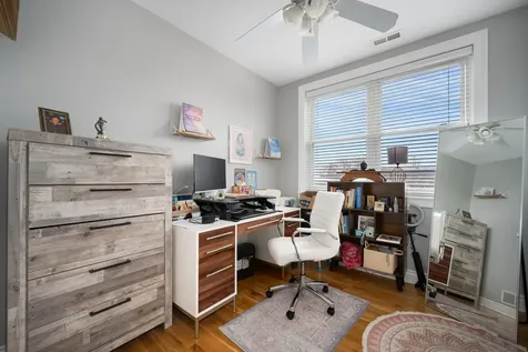 1710 North Whipple Street Chicago IL 60647