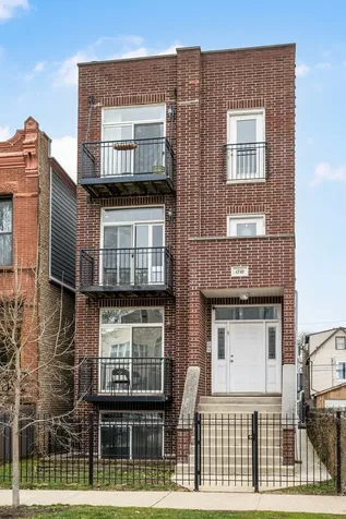 1710 North Whipple Street Chicago IL 60647