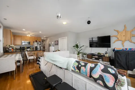 1710 North Whipple Street Chicago IL 60647