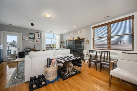 1710 North Whipple Street Chicago IL 60647