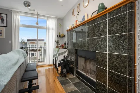 1710 North Whipple Street Chicago IL 60647