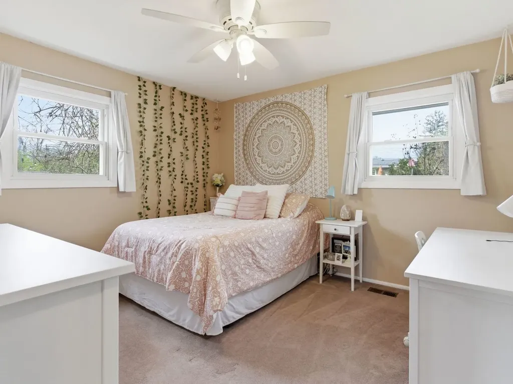 7663 Walnut Avenue Woodridge IL 60517