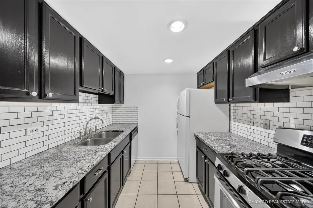 138 East Bailey Road Naperville IL 60565