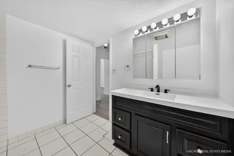 138 East Bailey Road Naperville IL 60565