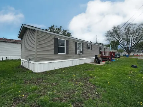 57 Redwood Manor Drive Pontiac IL 61764