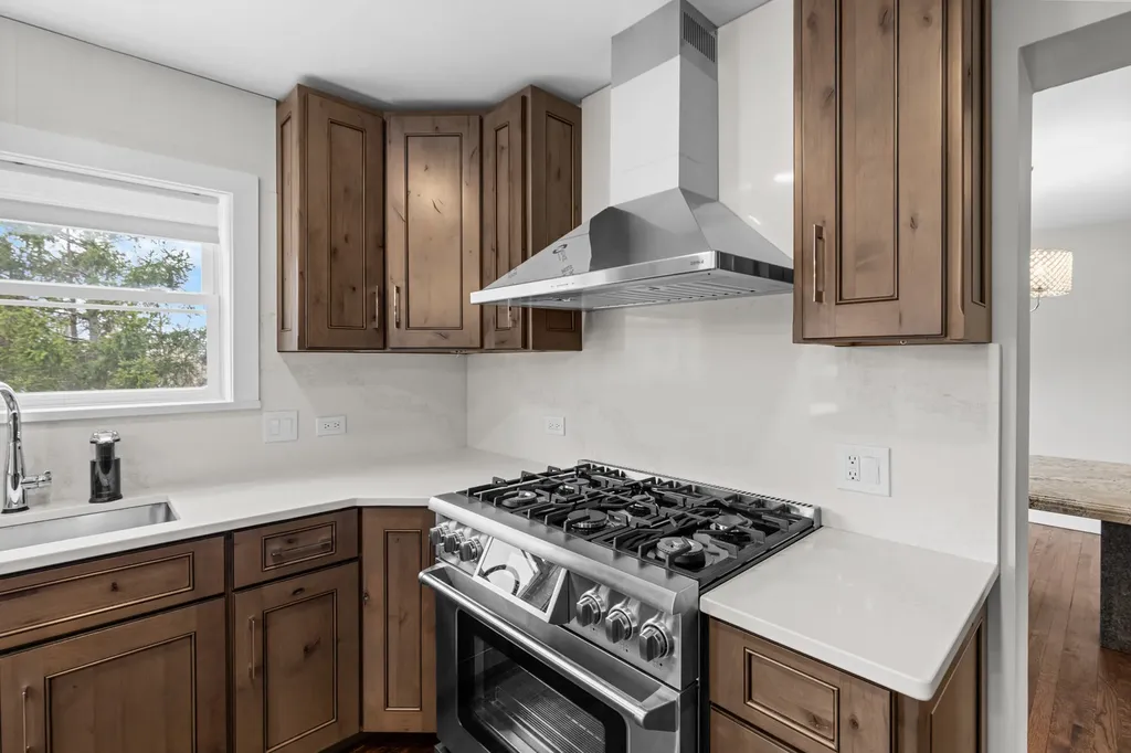 330 Oak Hill Court Antioch IL 60002