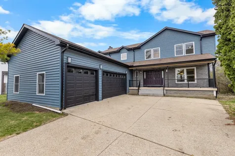 330 Oak Hill Court Antioch IL 60002