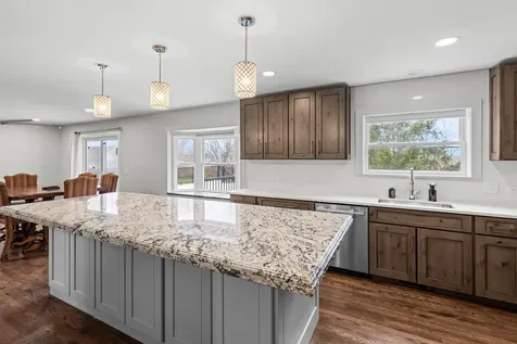 330 Oak Hill Court Antioch IL 60002
