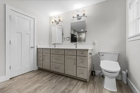 330 Oak Hill Court Antioch IL 60002