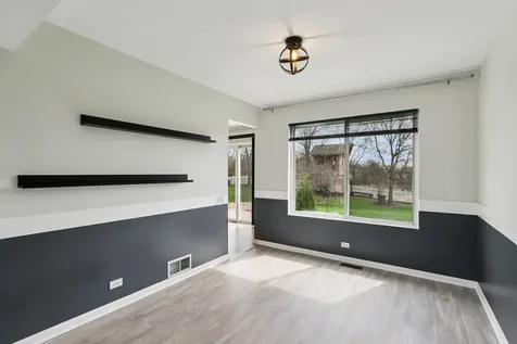 257 Indian Ridge Lane SE Lake Villa IL 60046