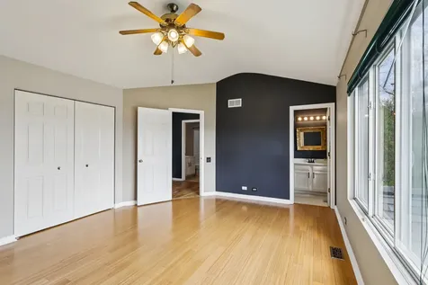 257 Indian Ridge Lane SE Lake Villa IL 60046