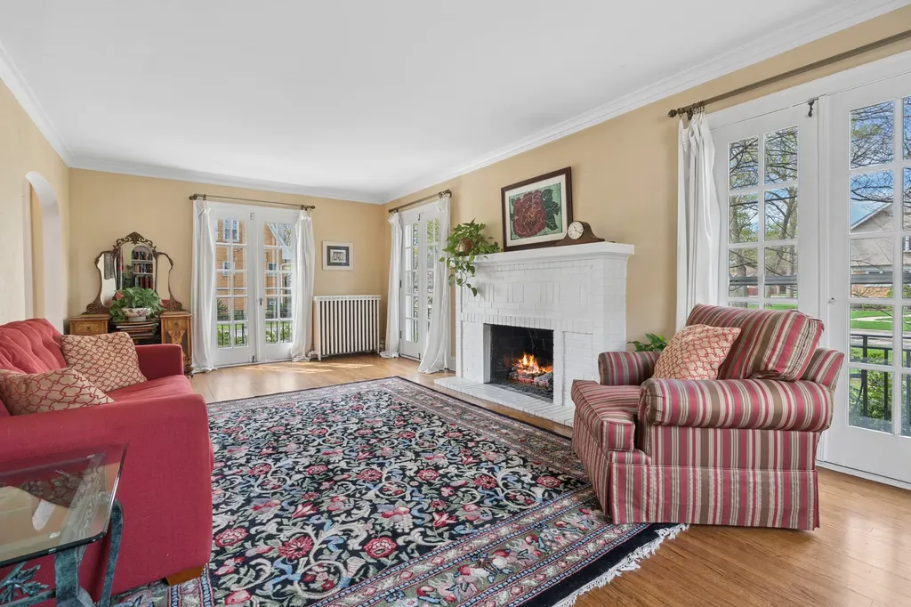 6901 North Oleander Avenue Chicago IL 60631