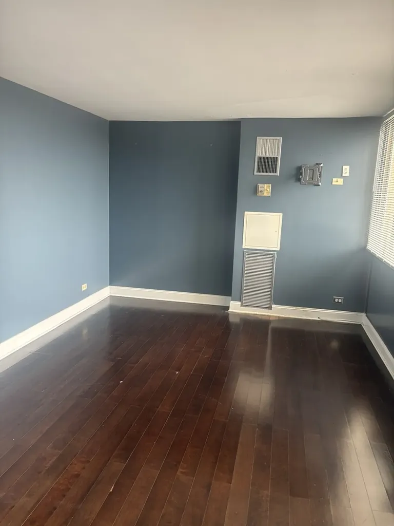 4800 South Lake Park Avenue Chicago IL 60615