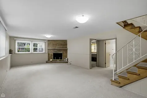 5814 Keeney Street Morton Grove IL 60053