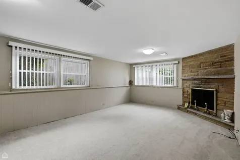 5814 Keeney Street Morton Grove IL 60053