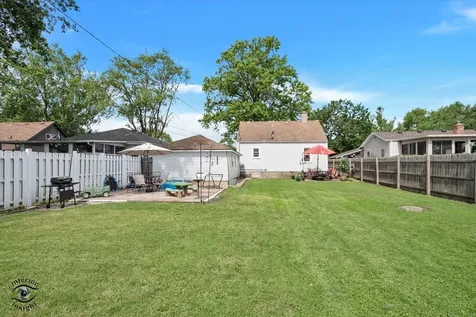 448 N Michigan Avenue Bradley IL 60915