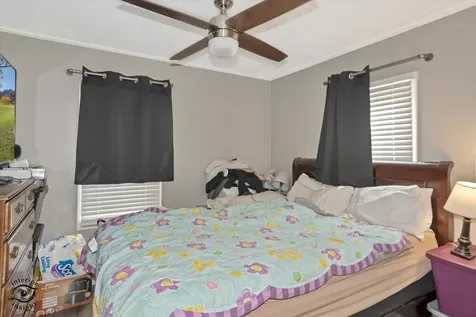 448 N Michigan Avenue Bradley IL 60915