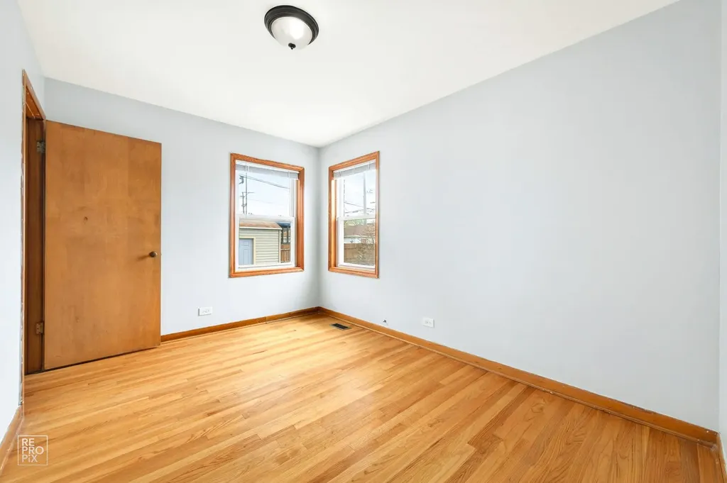 4143 West Marquette Road Chicago IL 60629