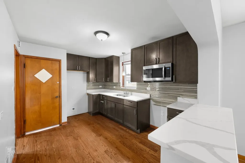 4143 West Marquette Road Chicago IL 60629