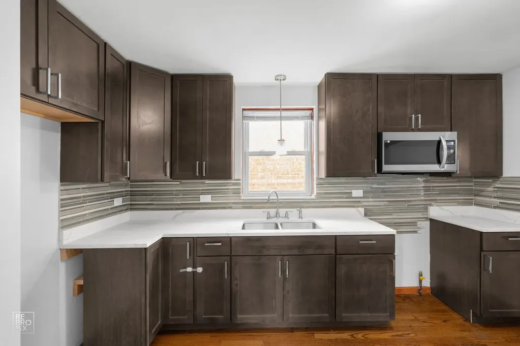 4143 West Marquette Road Chicago IL 60629