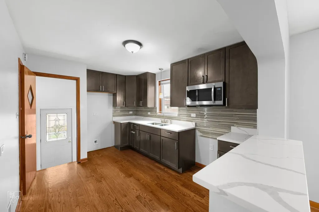 4143 West Marquette Road Chicago IL 60629