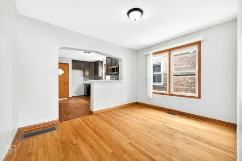 4143 West Marquette Road Chicago IL 60629