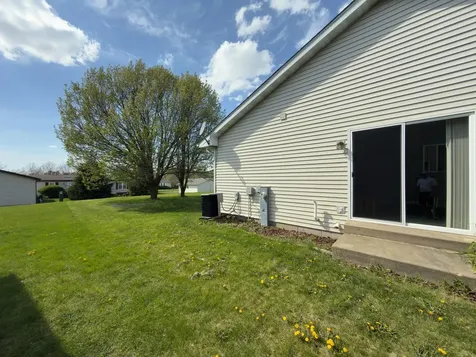 500 1/2 Johnson Street Marengo IL 60152
