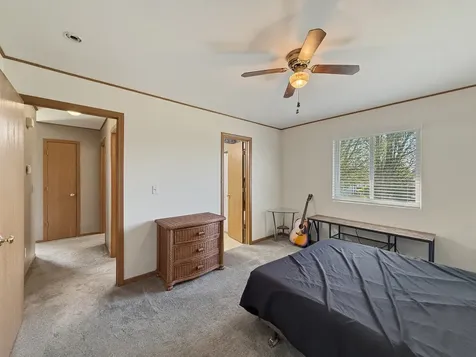 500 1/2 Johnson Street Marengo IL 60152