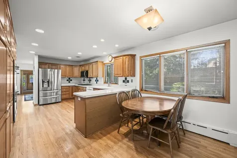 1521 Dun Lo Drive Arlington Heights IL 60004