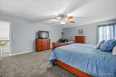 7104 Dove Way Cary IL 60013