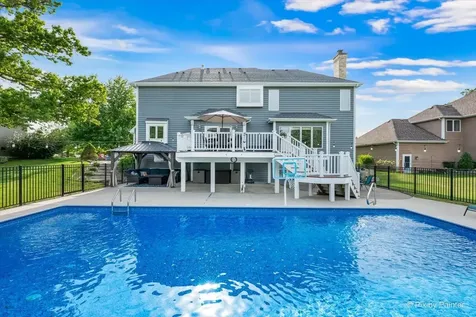 7104 Dove Way Cary IL 60013