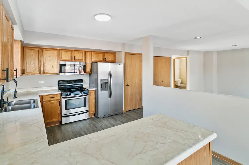 2814 140TH Place Blue Island IL 60406