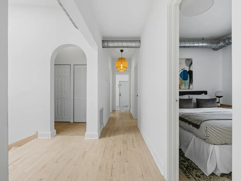 3306 West Le Moyne Street Chicago IL 60651