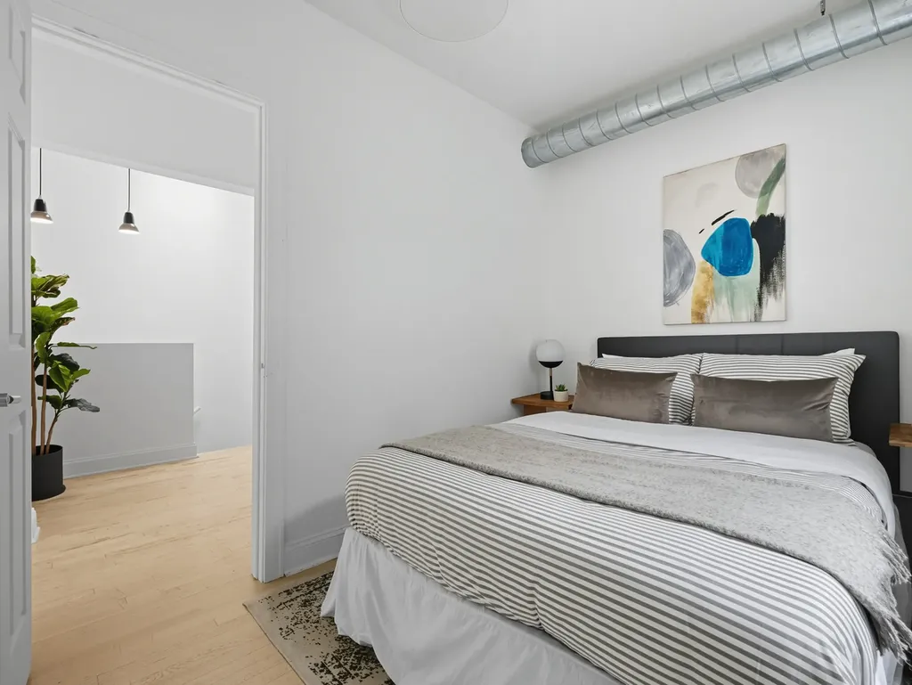 3306 West Le Moyne Street Chicago IL 60651