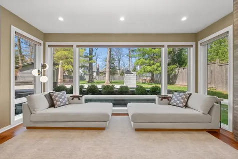 344 East Witchwood Lane Lake Bluff IL 60044