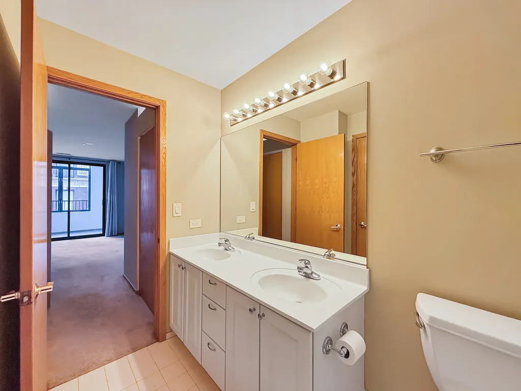 910 South Michigan Avenue Chicago IL 60605