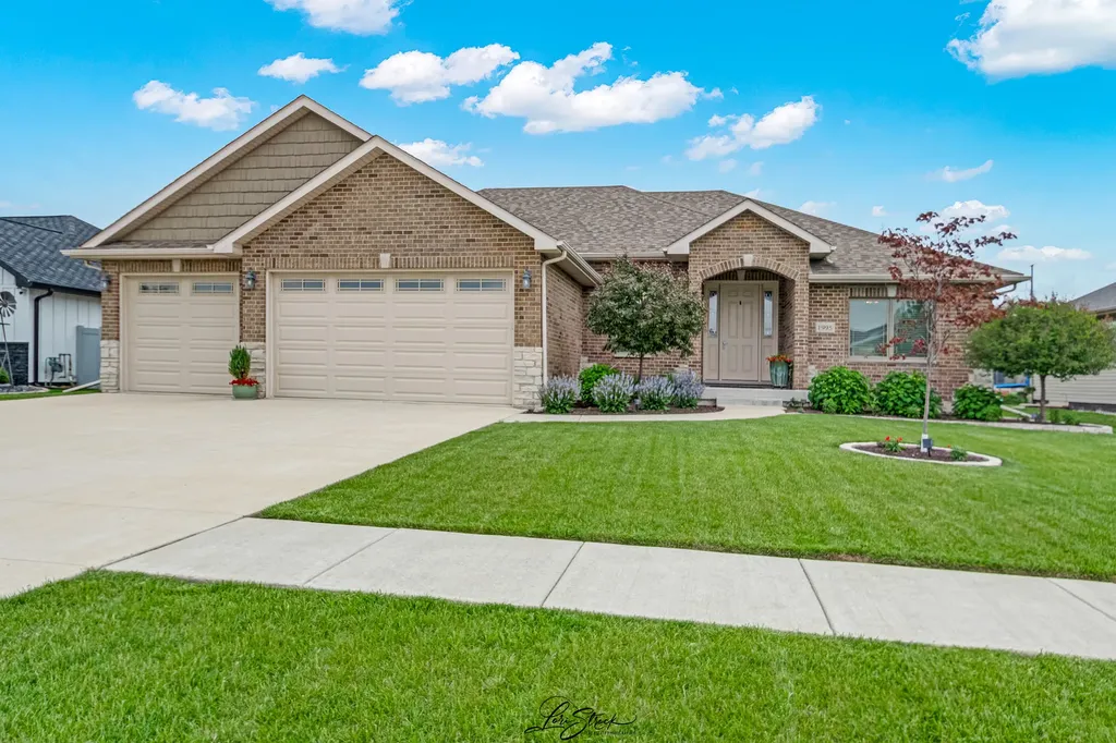 1995 Craftsman Avenue Bourbonnais IL 60914