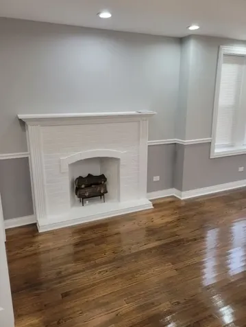 7703 South East End Avenue Chicago IL 60649