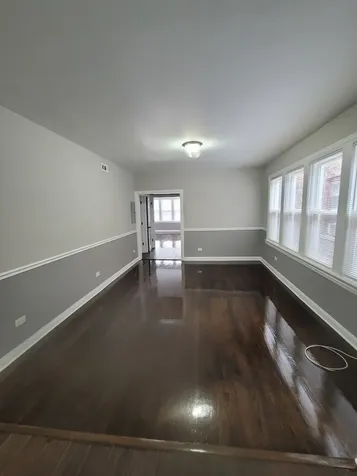 7703 South East End Avenue Chicago IL 60649