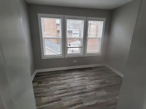 7703 South East End Avenue Chicago IL 60649
